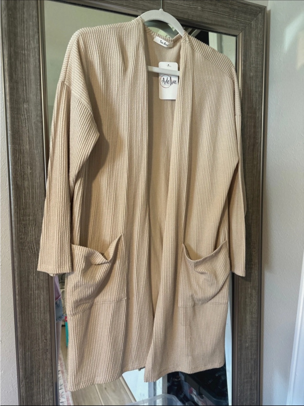 Tres Bien Ribbed Open-Front Cardigan in Taupe